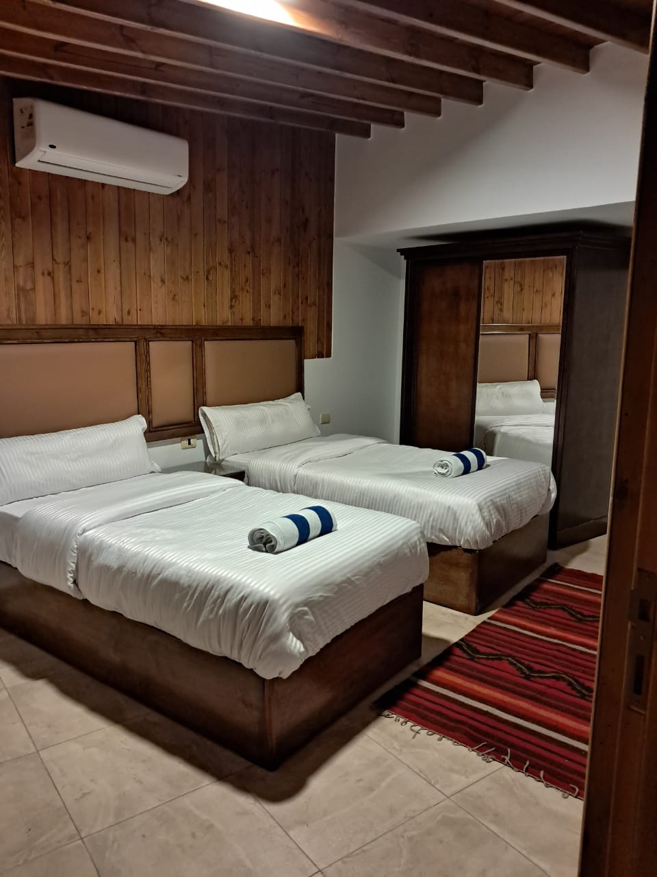 2Rest Hotel
